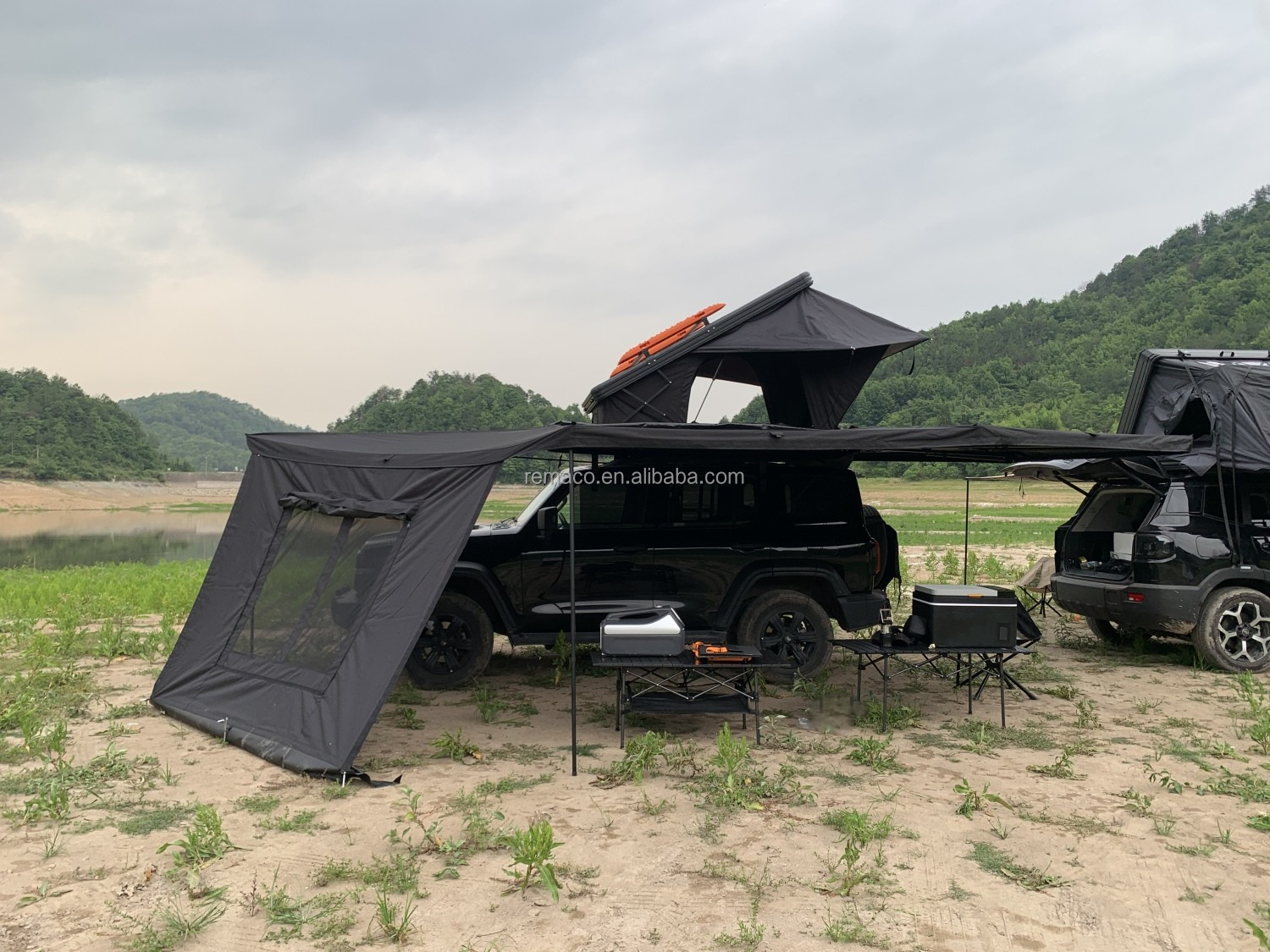Remaco Overland Touring OEM 4x - Roof Top Tent 4 Person Xl review and price