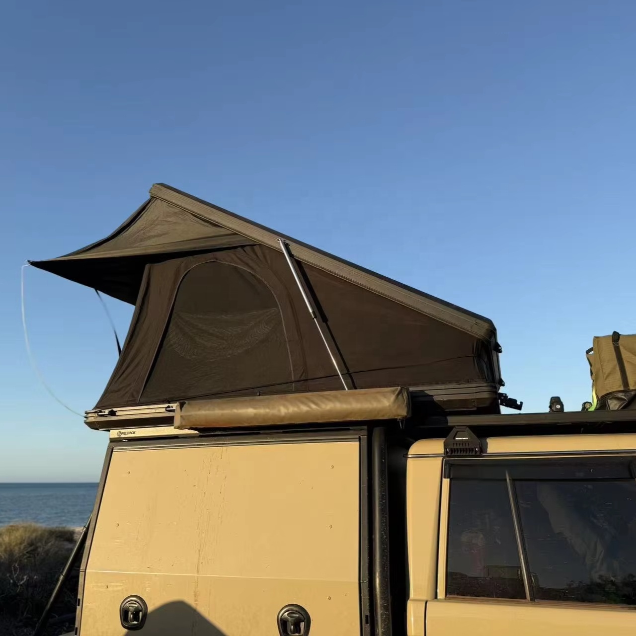 Ce Certificated Light Weight R - Roof Tent Hardshell Aluminum review and price
